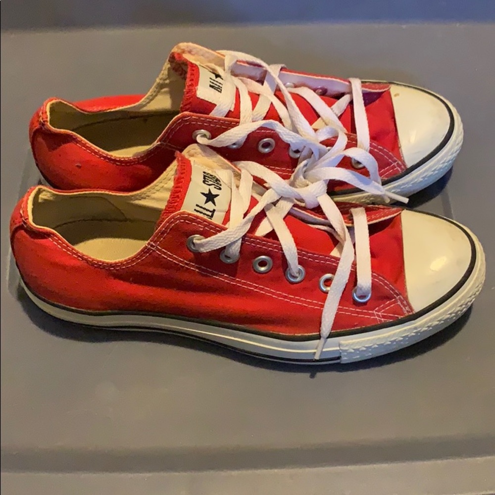 Red Lo Converse
